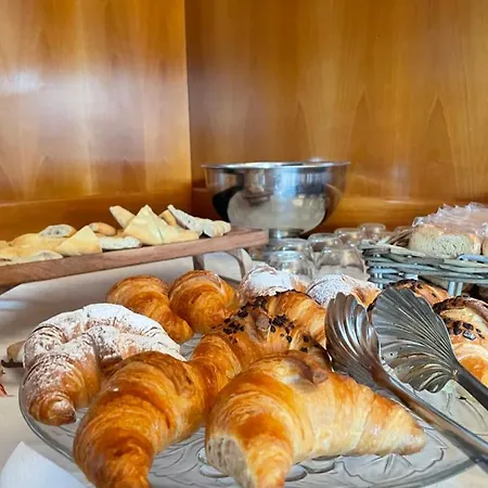 Отель Gattapone Сполето