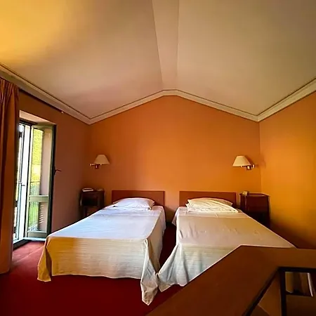 Hotell Gattapone 4*