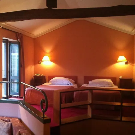 Gattapone Отель